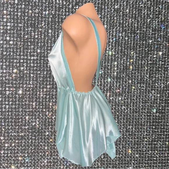 Fairy top tinker bell blue shiny metallic silky soft rose detail flower y2k 2000 - Picture 3 of 3
